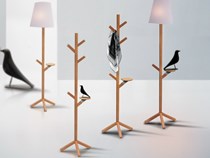 Sáng tạo mẫu thiết kế giá kệ móc treo đồ đẹp mắt